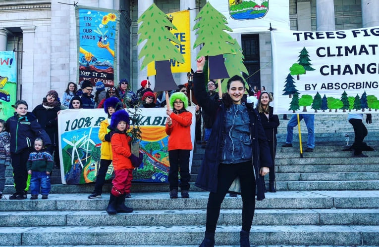 youth-activist-speaking-at-congresswoman-pramila-jayapals-rooting-our-resistance-rally